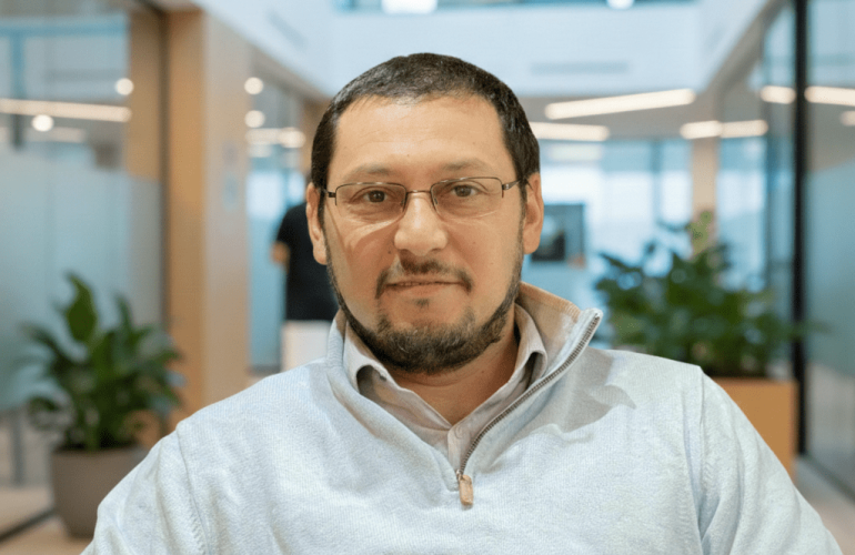 Dr. Raul Riquelme Peña Dr. Raul Riquelme peña